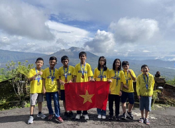 Trường Newton thắng lớn tại kỳ thi Olympic Toán và Khoa học Châu Á - 1