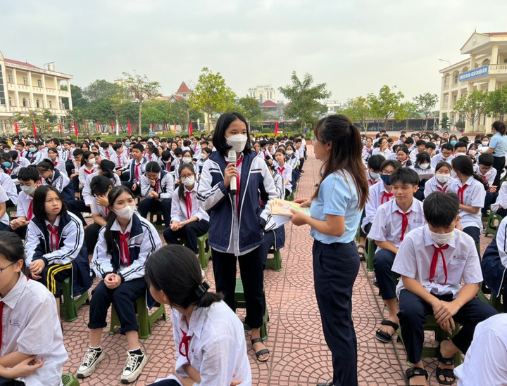 Để mỗi học sinh trở thành tuyên truyền viên 'bảo vệ môi trường bằng hành động' - 2