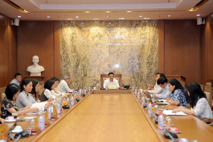 Petrovietnam cập nhật các nội dung Luật Dầu khí cho cán bộ nhân viên - 1