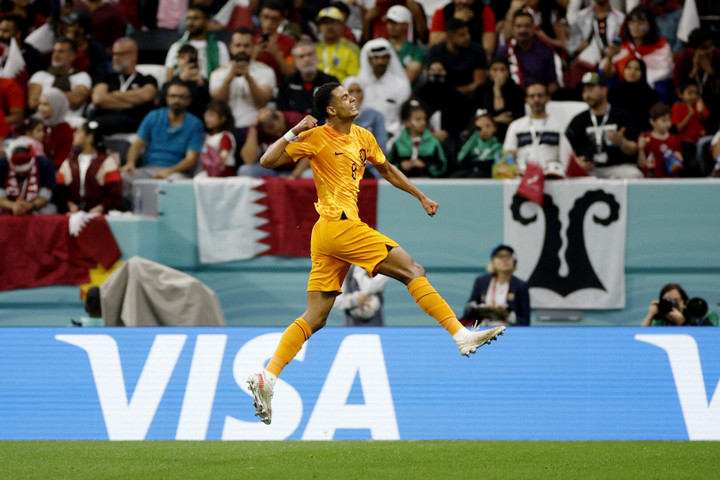 Trực tiếp bóng đá Hà Lan 2-0 Qatar: Hà Lan bị từ chối bàn thắng - 5