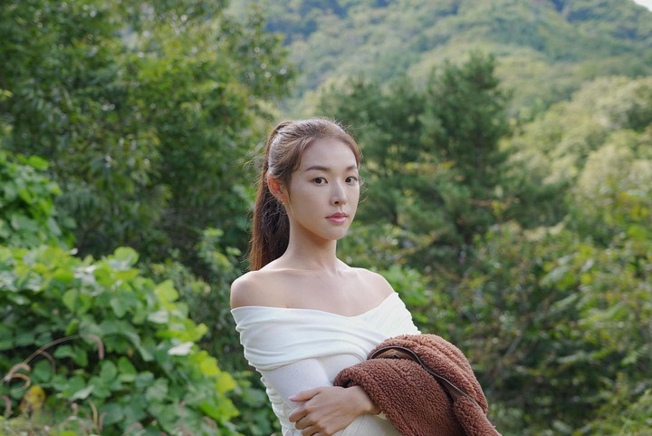 Sắc vóc gợi cảm của người đẹp Hàn Quốc đăng quang Miss Earth 2022 - 11