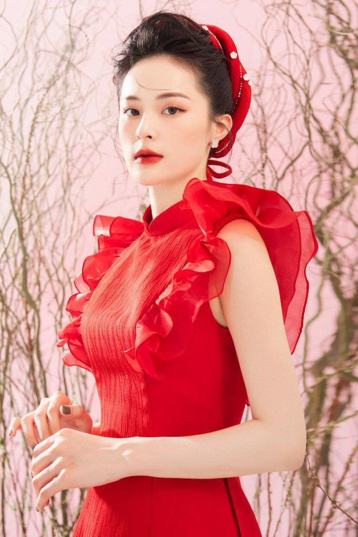 Không còn tiều tụy, bạn gái cũ Cường 'Đô La' đẹp hút hồn sau thời gian 'ở ẩn'