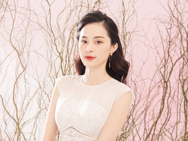 Không còn tiều tụy, bạn gái cũ Cường 'Đô La' đẹp hút hồn sau thời gian 'ở ẩn'