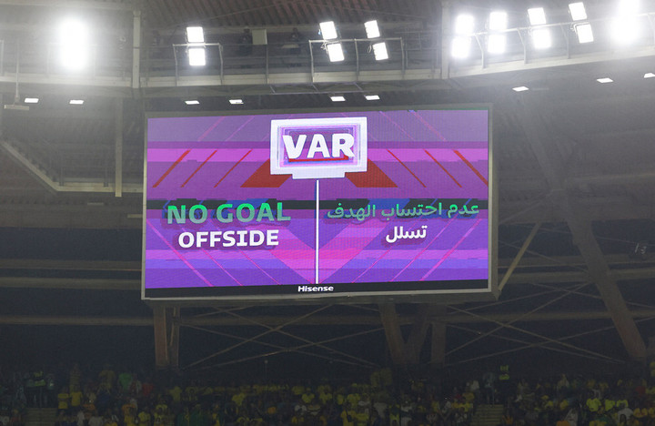 Trực tiếp bóng đá Brazil 1-0 Thuỵ Sỹ: Người hùng Casemiro - 2