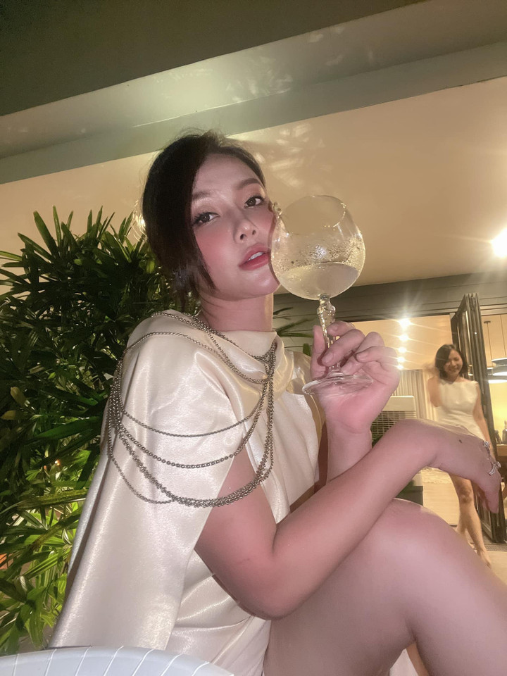 Sao Việt 1/12: Đan Trường diện đồ đôi, đón sinh nhật cùng vợ cũ - 3