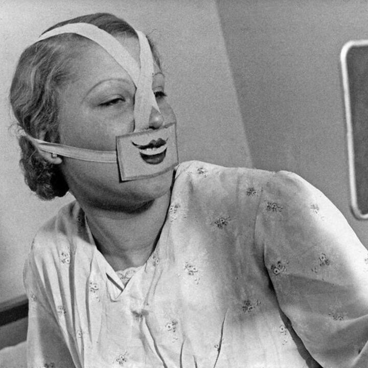 Hé lộ các bức ảnh hiếm hoi ghi lại những điều ít người biết trong quá khứ - 15