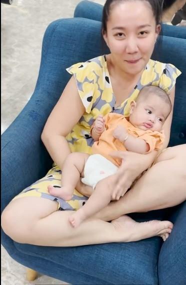 Lê Dương Bảo Lâm tiết lộ bí mật về vợ - 1