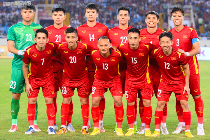 Giá vé xem đội tuyển Việt Nam đấu AFF Cup 2022 cao nhất 600.000 đồng - 1