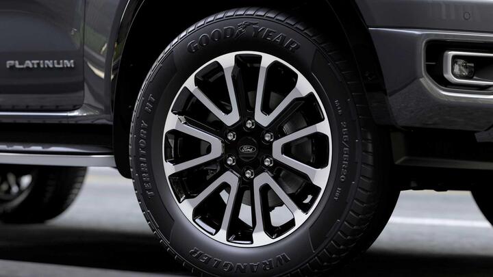 Ford Ranger có thêm phiên bản Platinum - 4
