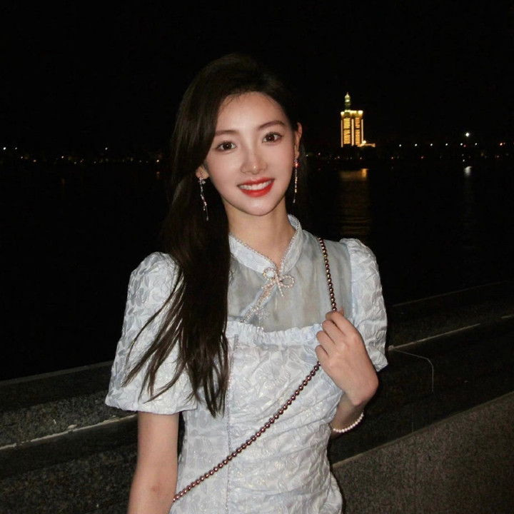 'Nữ thần bóng rổ' dẫn chương trình World Cup khiến dân mạng Trung Quốc mê mẩn - 6