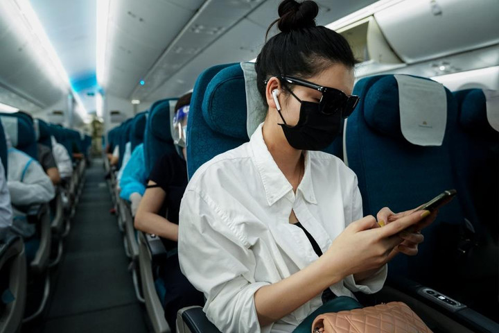 Vé máy bay Tết khan hiếm, giá tăng gấp 3 lần: Cục Hàng không nói gì? - 1