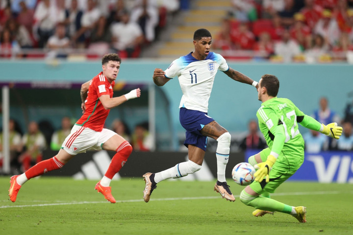 Trực tiếp bóng đá Xứ Wales 0-3 Anh: Rashford ghi bàn siêu phẩm - 8