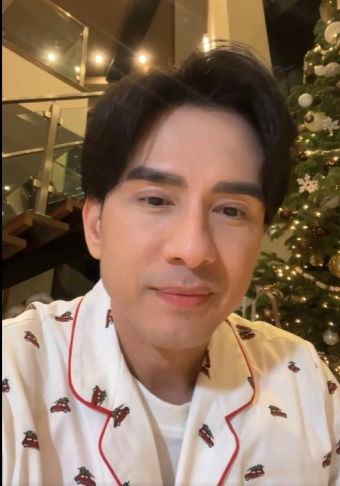 Đan Trường diện đồ đôi, đón sinh nhật cùng con trai và vợ cũ - 1