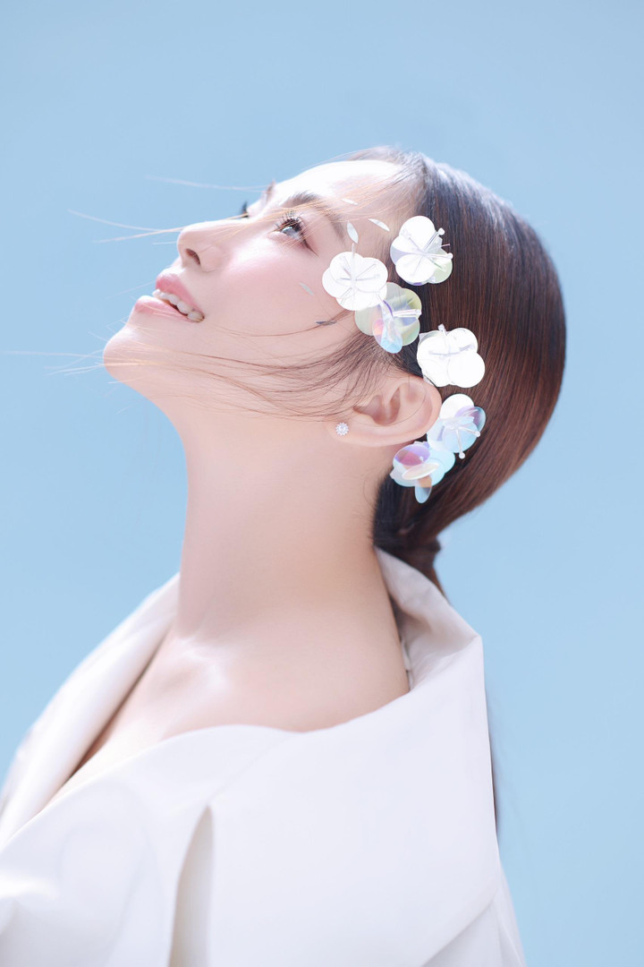 Lương Bích Hữu: Hãy cứ sống chân thành rồi mọi người sẽ hiểu, dù là sớm hay muộn - 5