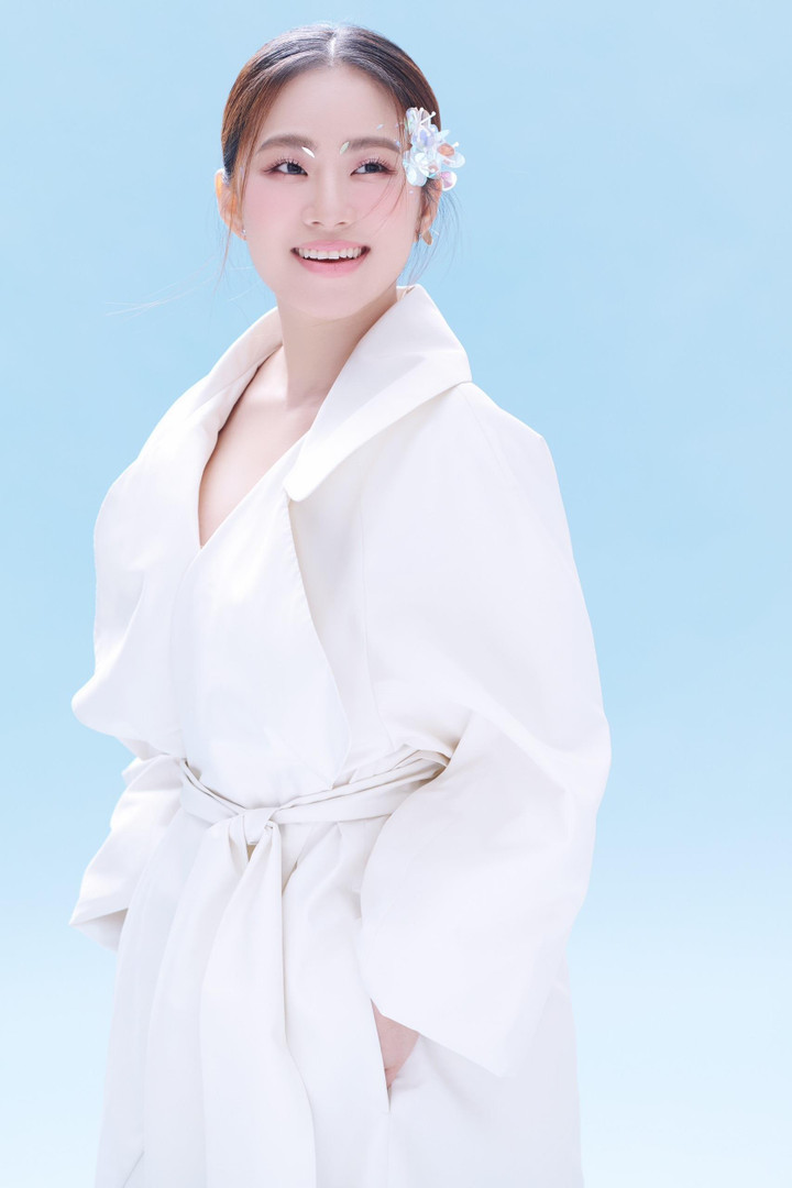 Lương Bích Hữu: Hãy cứ sống chân thành rồi mọi người sẽ hiểu, dù là sớm hay muộn - 7