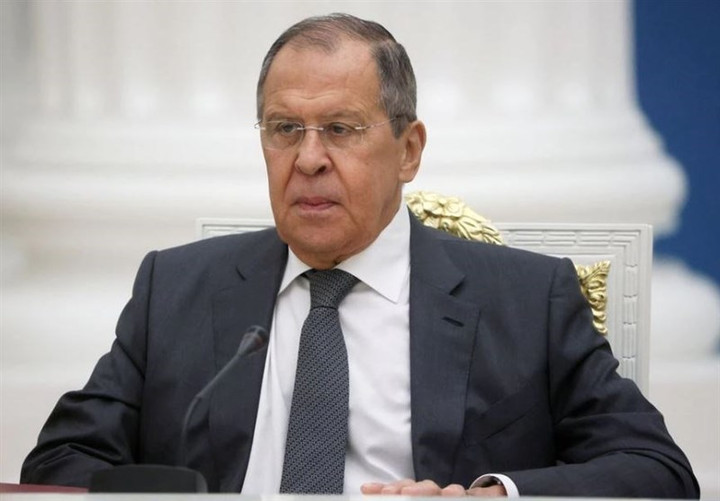 Ngoại trưởng Nga cáo buộc NATO thổi bùng căng thẳng ở Biển Đông - 1