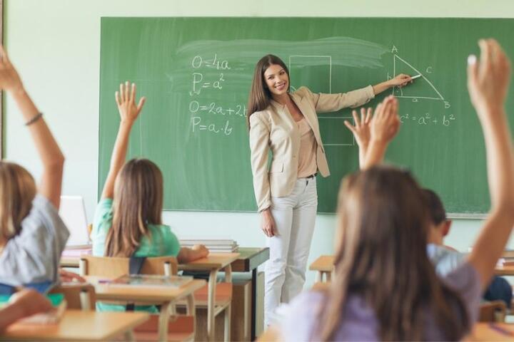 Lương giáo viên trên thế giới: Cao nhất gần 3 tỷ đồng/năm - 1