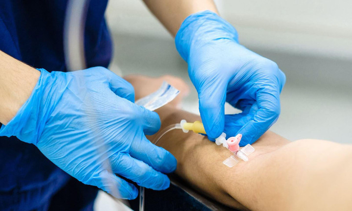 Loại thuốc đắt nhất thế giới lên đến 3,5 triệu USD mỗi liều - 1