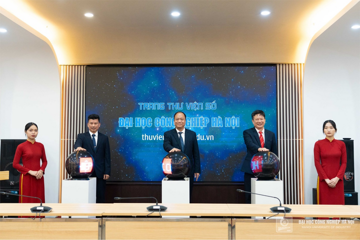 Ra mắt trang thư viện số Trường Đại học Công nghiệp Hà Nội - 1