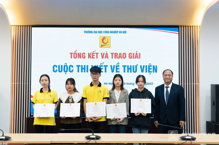 Ra mắt trang thư viện số Trường Đại học Công nghiệp Hà Nội - 2