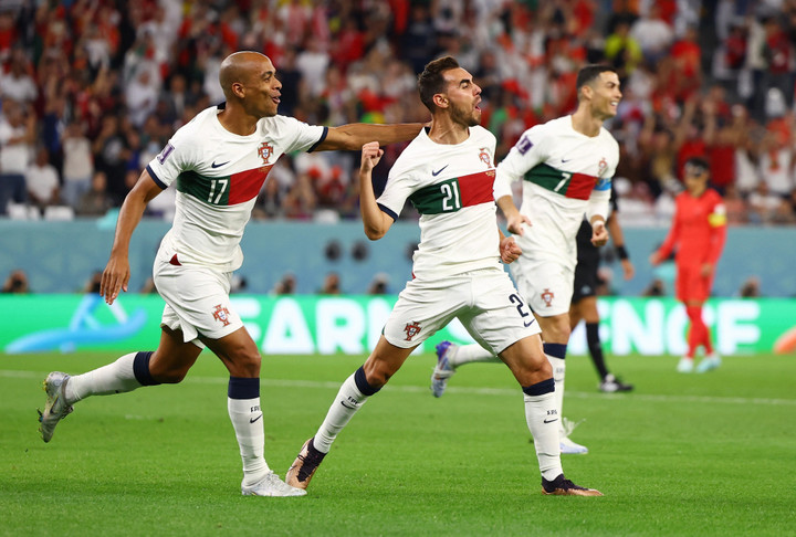 Trực tiếp bóng đá Uruguay 2-0 Ghana: Nhiệm vụ ghi bàn - 11