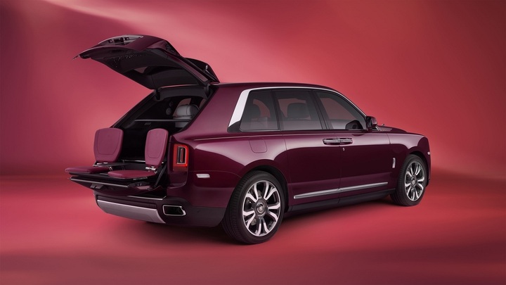 Rolls-Roycera mắt phiên bản ‘Cullinan – Inspired by Fashion’ - 10