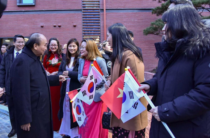 Cần nâng cao tầm trí tuệ của người Việt Nam tại một nước phát triển như Hàn Quốc - 5