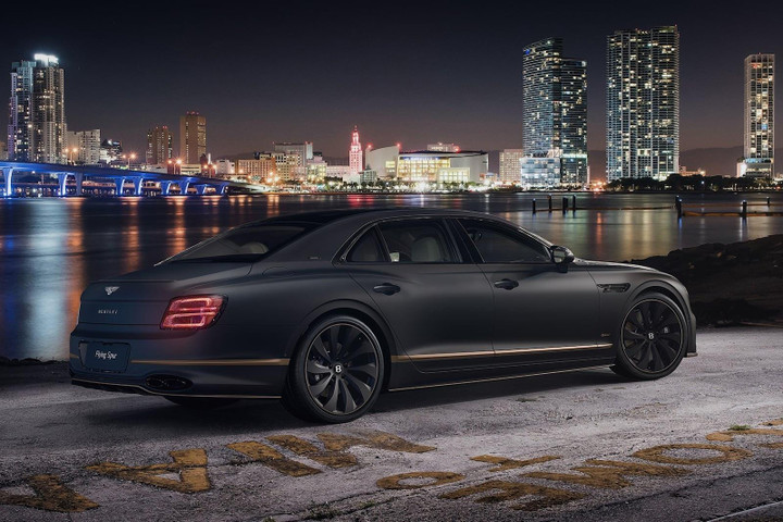 Bentley Flying Spur phiên bản đặc biệt - ngoại thất toàn đen - 12