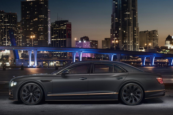Bentley Flying Spur phiên bản đặc biệt - ngoại thất toàn đen - 6