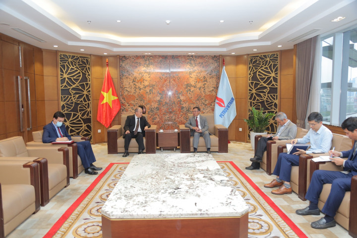 Petrovietnam mong muốn phát triển cơ hội đầu tư tại Algeria - 1