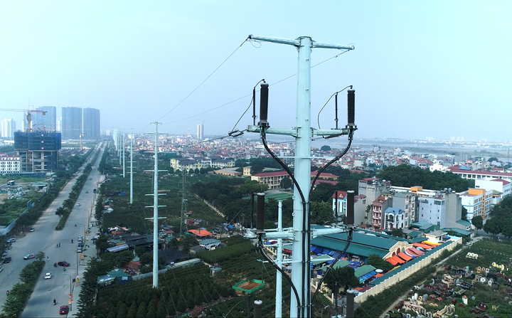 EVNHANOI nỗ lực tuyên truyền về an toàn hành lang lưới điện - 1