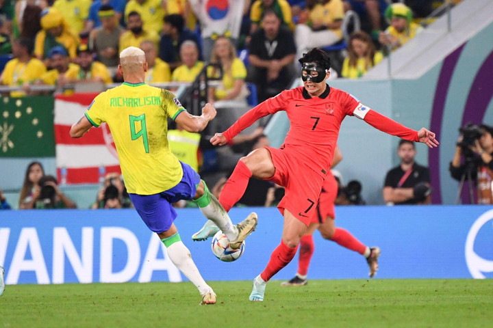Trực tiếp bóng đá Brazil 4-1 Hàn Quốc: Siêu phẩm rút ngắn tỉ số - 1
