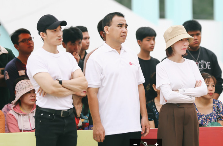 Thu Trang rơi lệ kể lý do phải cười khi biết mẹ vào viện, không thể gặp lần cuối - 1