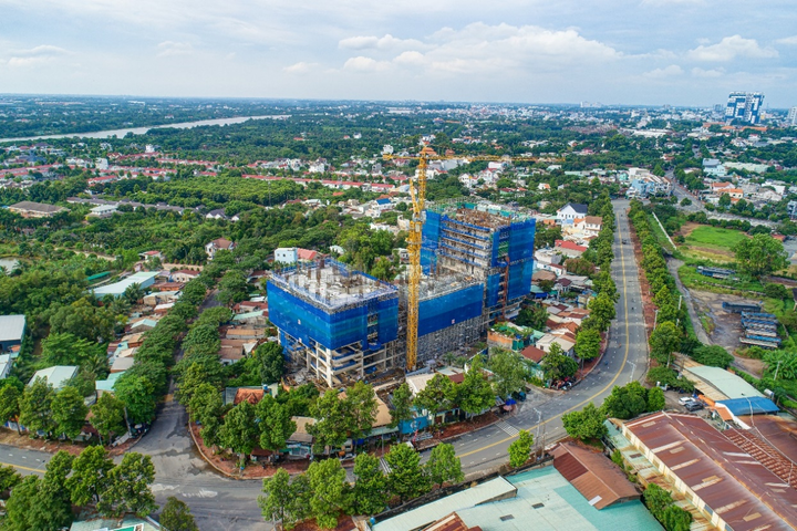 Căn hộ vừa túi tiền, vững pháp lý hút khách - 2