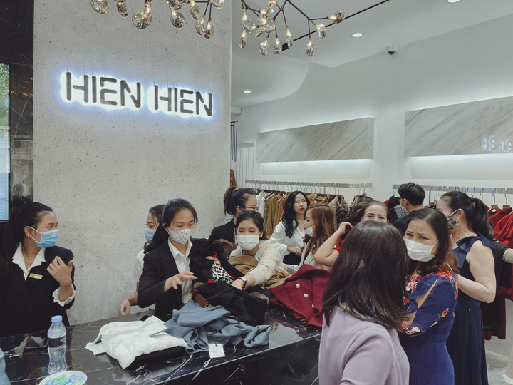 Bỏ túi ngay phong cách quý cô thời thượng cùng HIEN HIEN Store - 4