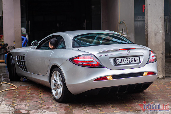 Gặp lại siêu xe ‘mũi tên bạc’ Mercedes-Benz độc nhất Việt Nam sau 14 năm - 3