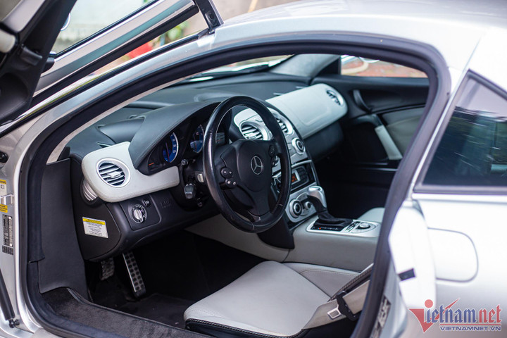 Gặp lại siêu xe ‘mũi tên bạc’ Mercedes-Benz độc nhất Việt Nam sau 14 năm - 6