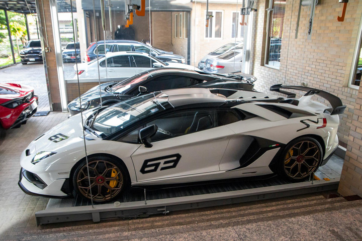 Ngắm bộ sưu tập siêu xe hàng hiếm tại Thái Lan - 6