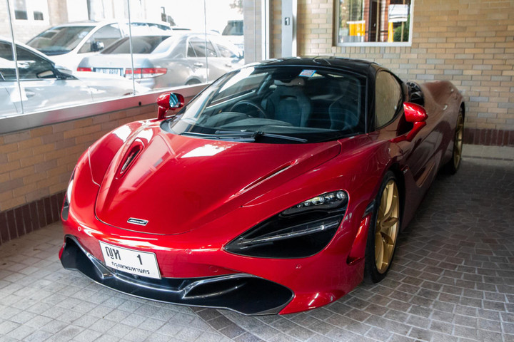 Ngắm bộ sưu tập siêu xe hàng hiếm tại Thái Lan - 11