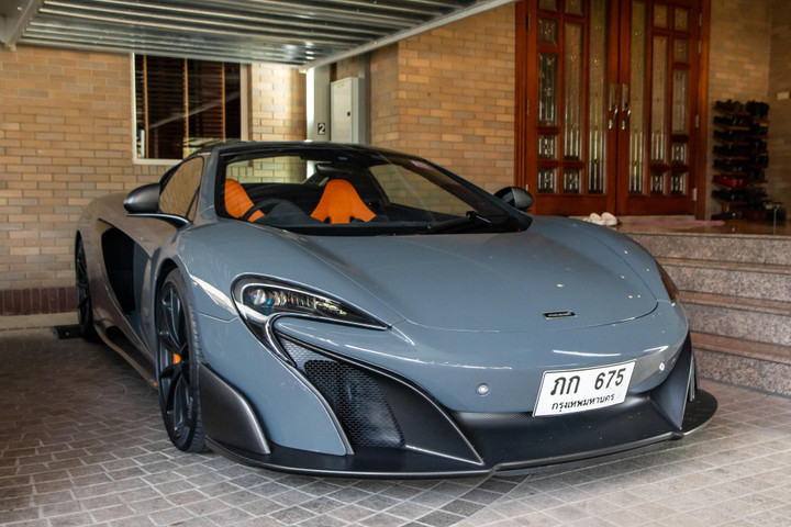 Ngắm bộ sưu tập siêu xe hàng hiếm tại Thái Lan - 10