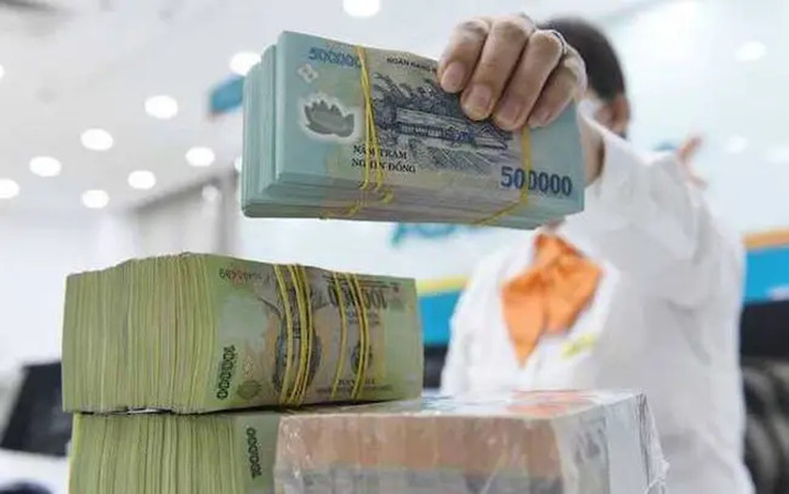 Doanh nghiệp hứng khởi, chờ đón 240.000 tỷ đồng để cán đích cuối năm - 1