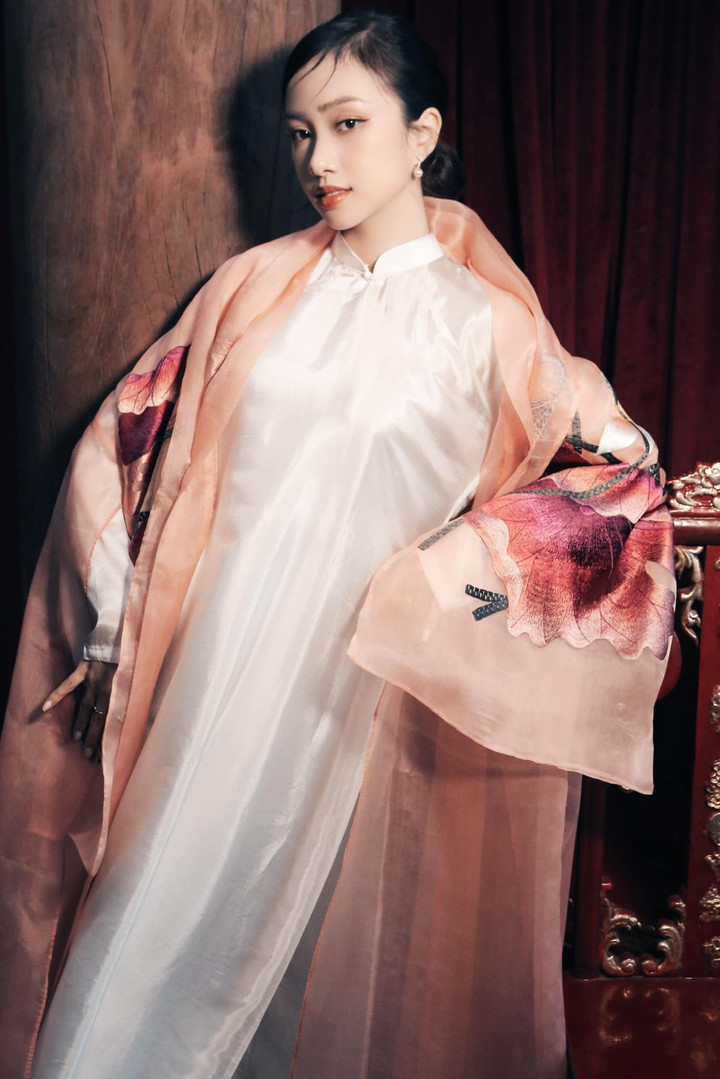 Nhan sắc mỹ nhân duy nhất có IELTS 8.0 vào chung kết Hoa hậu Việt Nam 2022 - 4