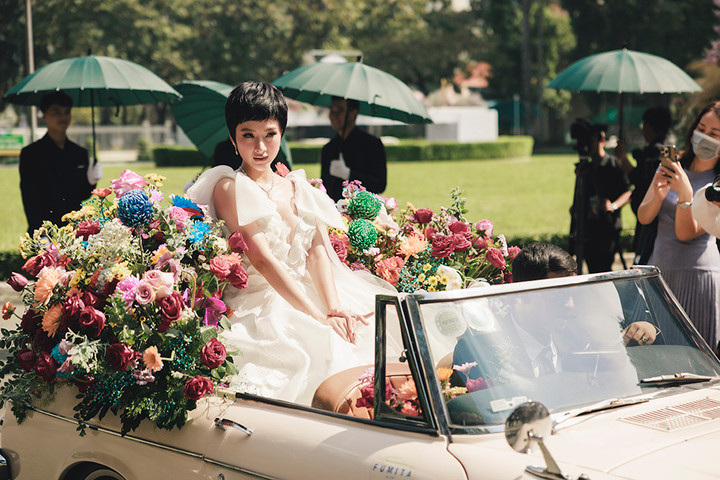 Angela Phương Trinh đẹp khác lạ với tóc ngắn cá tính - 2