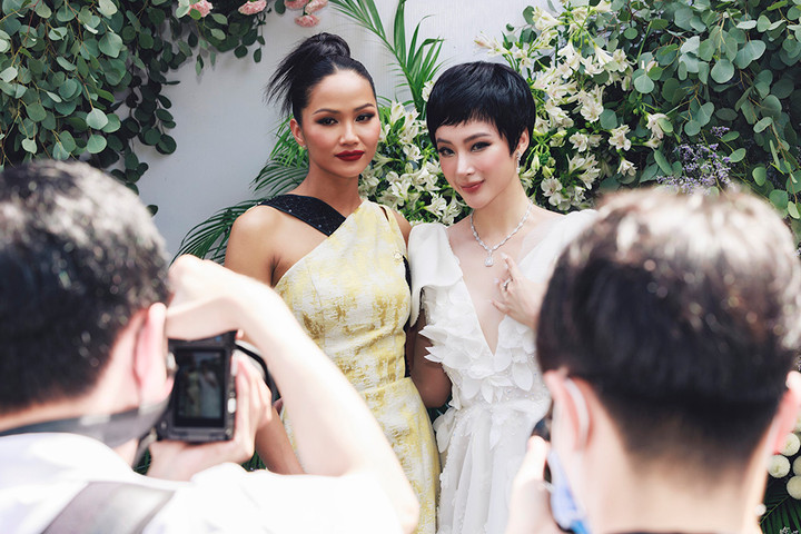 Angela Phương Trinh đẹp khác lạ với tóc ngắn cá tính - 5