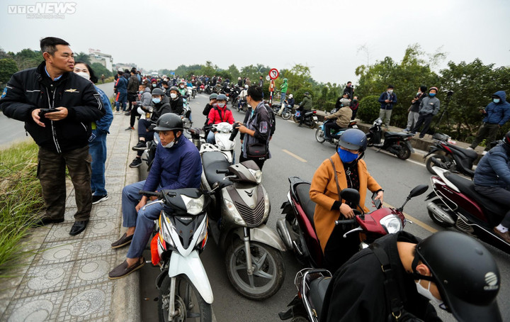 Triển lãm Quốc phòng 2022: Không quân Việt Nam trình diễn trên bầu trời Hà Nội - 12