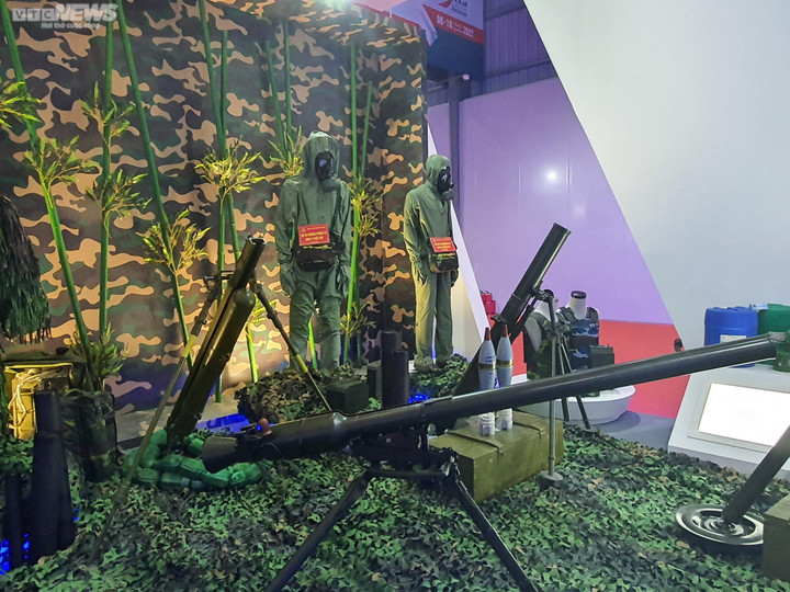 Triển lãm Quốc phòng 2022: Không quân Việt Nam trình diễn trên bầu trời Hà Nội - 45