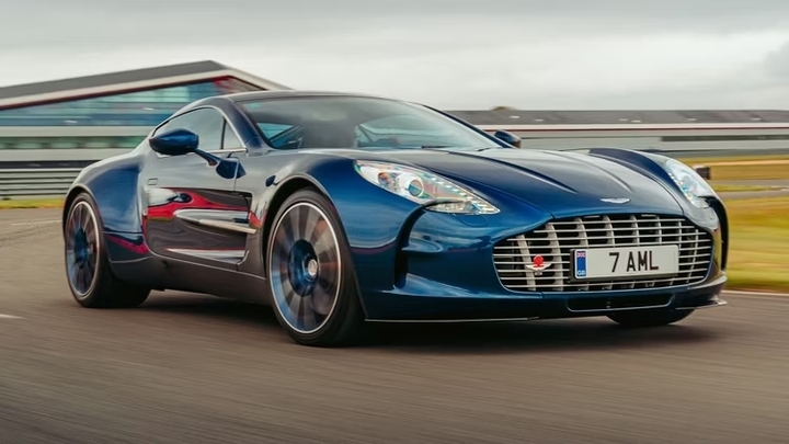 5 mẫu xe Aston Martin đẹp nhất mọi thời đại - 2