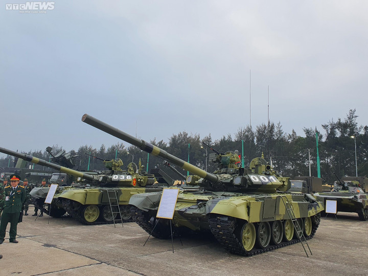 Triển lãm Quốc phòng 2022: Không quân Việt Nam trình diễn trên bầu trời Hà Nội - 64