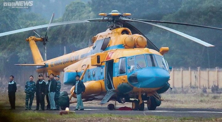 Triển lãm Quốc phòng 2022: Không quân Việt Nam trình diễn trên bầu trời Hà Nội - 26