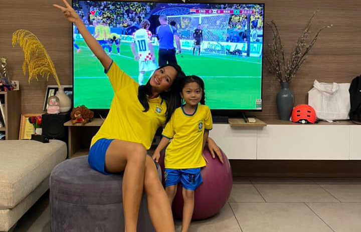 Sao Việt 10/12: Việt Hương cúng giỗ 2 năm ngày mất cố nghệ sĩ Chí Tài - 5